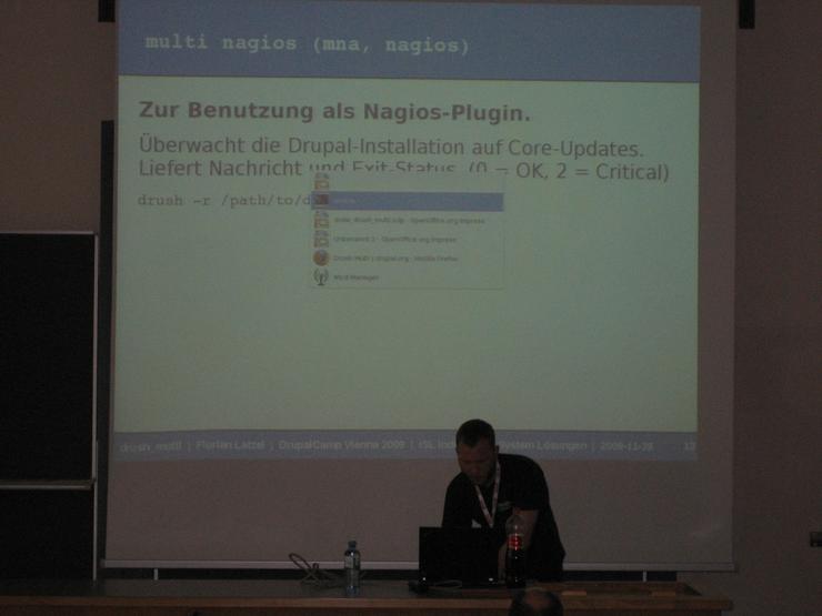 Florian Latzel bei der drush_multi Session, DrupalCamp Vienna, November 2009